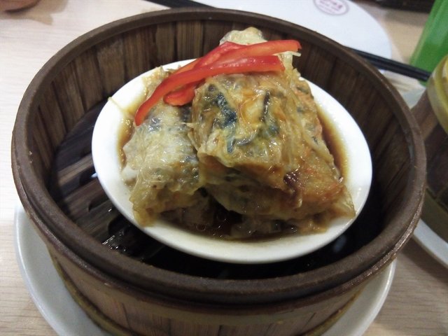 鲜虾腐皮卷