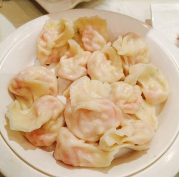 我最爱的西红柿鸡蛋馅饺子[花心]