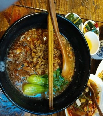 猪肉臊子面