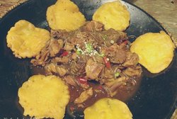 金饼地锅鸡