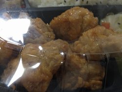 炸鸡块三菜组合