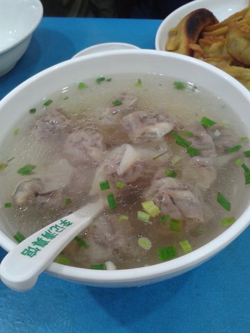 牛肉馄饨