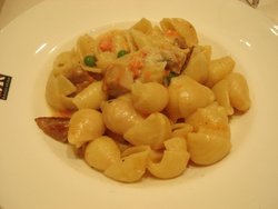 芝香奶油鸡肉贝壳面