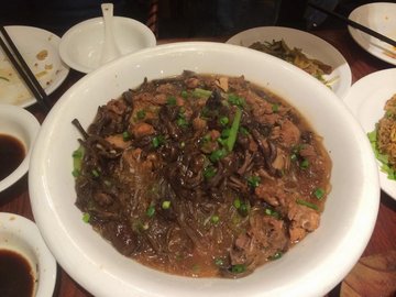 小鸡炖蘑菇