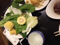 菜品少了点，玉米还不错