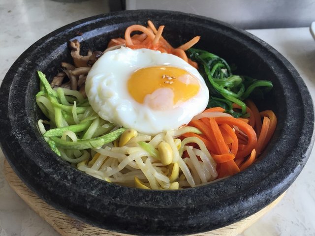 石锅拌饭