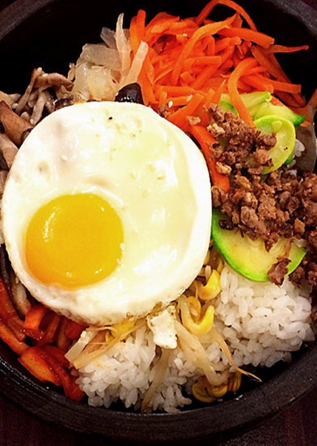 石锅拌饭