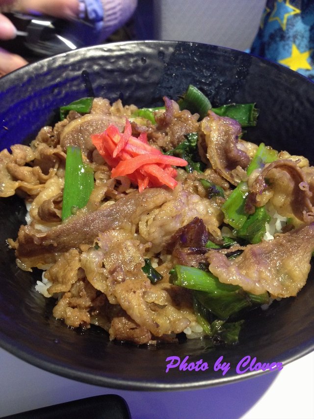 牛肉肥瘦正好,汁水也恰好