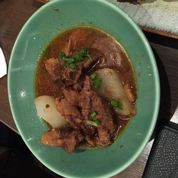 萝卜牛腩煲