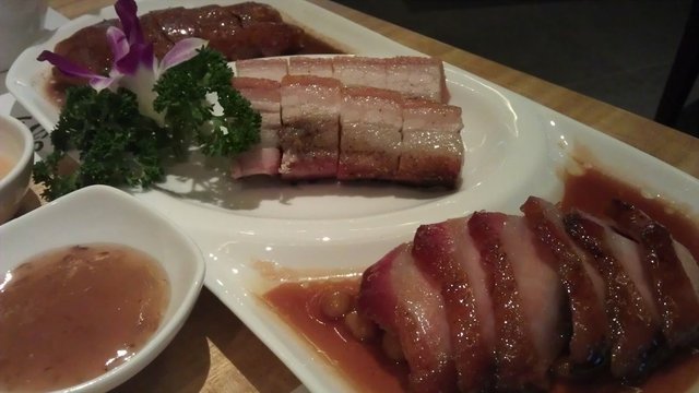 烧味拼盘