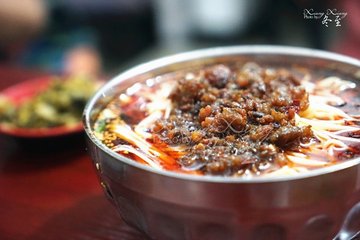 红汤杂酱面