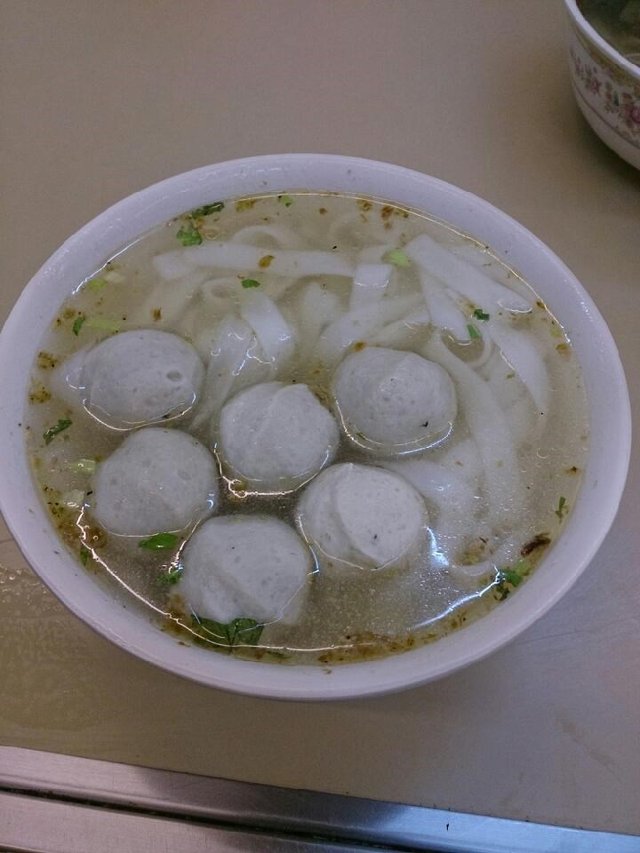 鱼蛋河粉