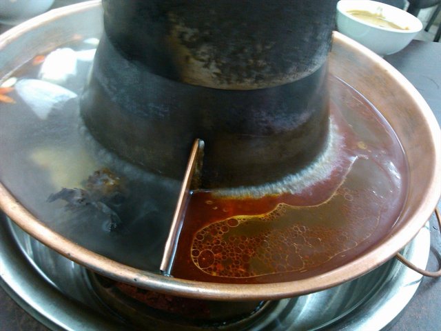 鸳鸯铜锅