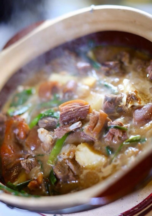 羊肉煲