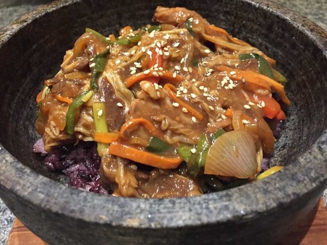 牛肉石锅饭