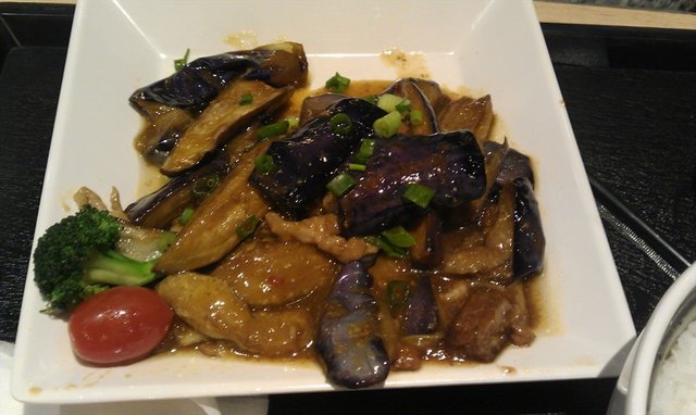 鱼香茄子肉丝饭