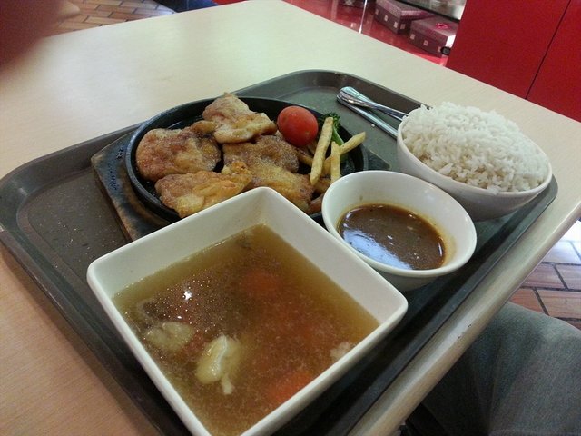 铁板鸡扒套餐