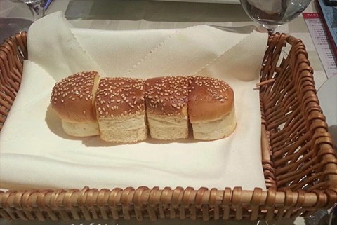 面包- 王府井/东单的西堤牛排)