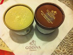 百巧和牛奶巧
