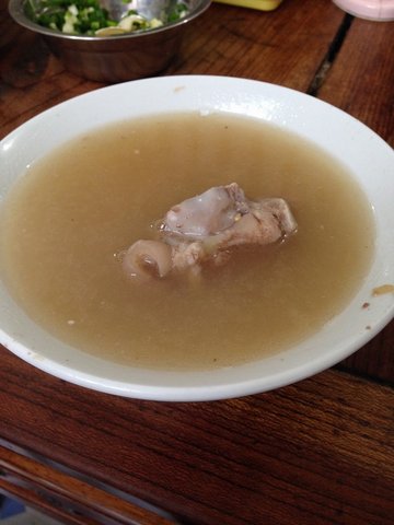 黄豆骨头汤