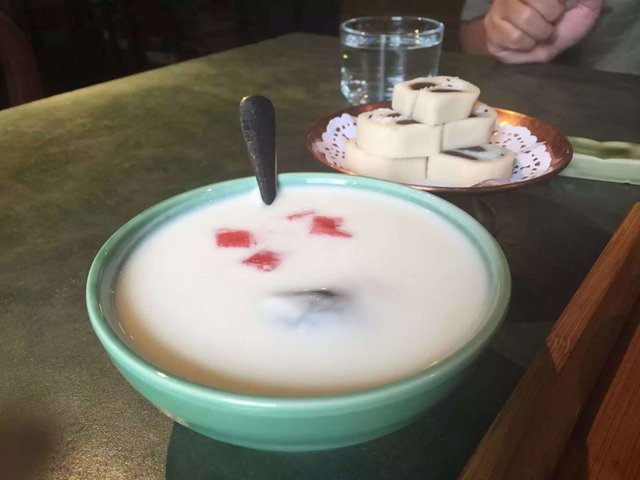 宫廷琥珀酸奶
