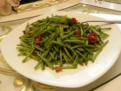 黎蒿炒腊肉