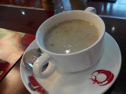 鲜茸蘑菇汤