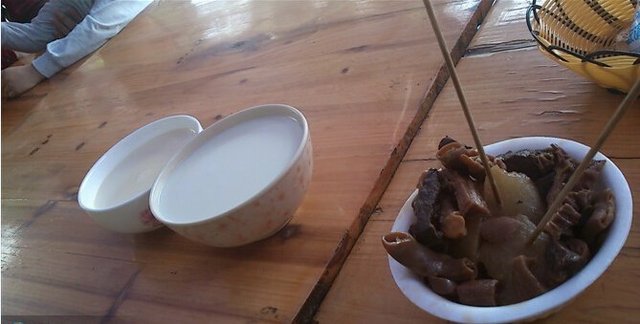 姜撞奶牛初乳牛杂