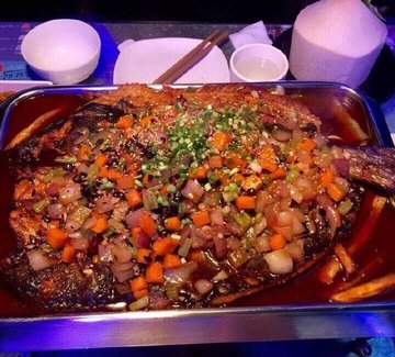 蒜香味清江鱼