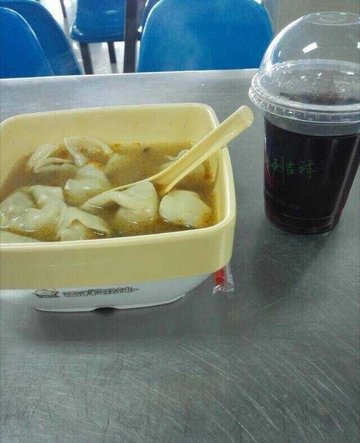 玉米鲜肉馄饨