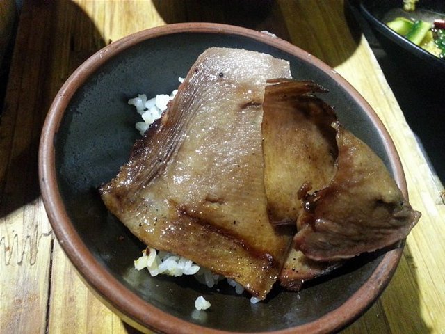 烤大块牛舌