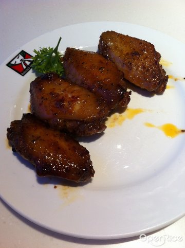 特色烤鸡翅