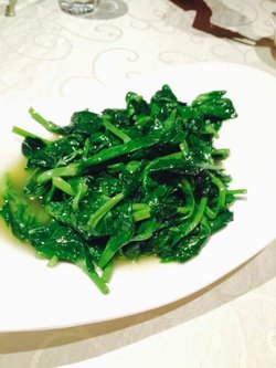 清炒豌豆尖