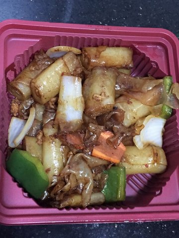肉碎炒猪肠粉