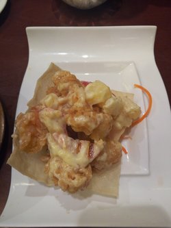 凤梨虾球