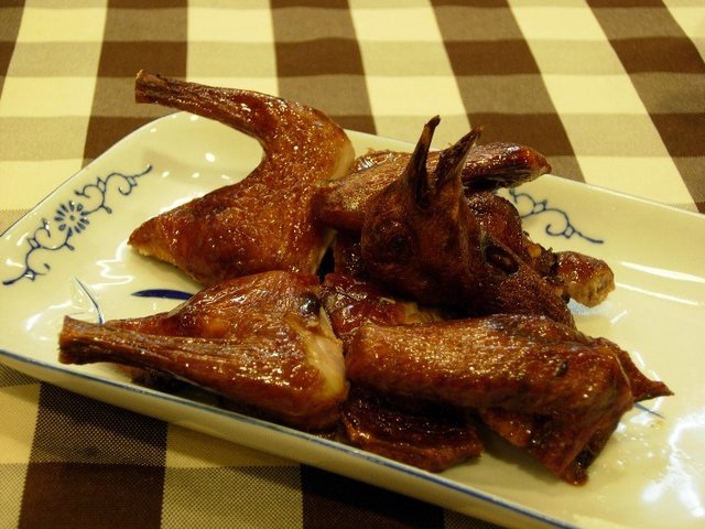 乳鸽