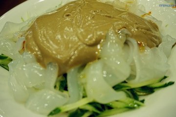 油泼麻油拉皮