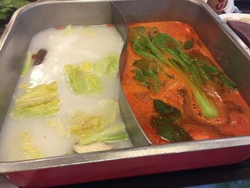 番茄鸳鸯锅底