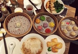 八色小笼