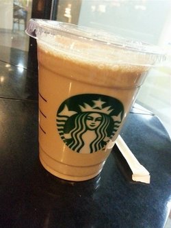 香草拿铁咖啡
