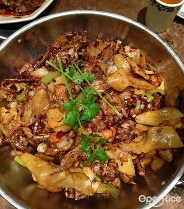 干锅牛蛙