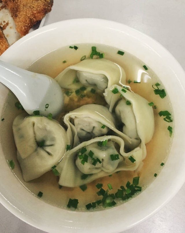 荠菜鲜肉馄饨