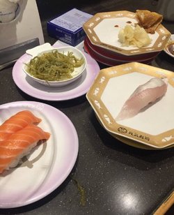 三文鱼腩寿司