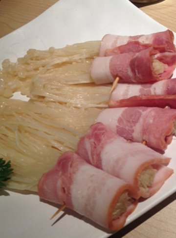 培根金针菇卷