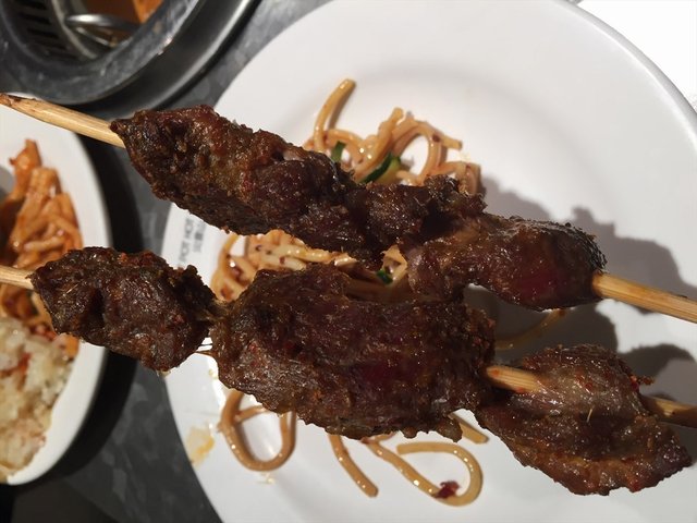 烤羊肉串
