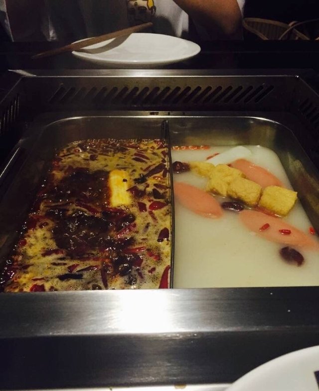 牛油鸳鸯锅