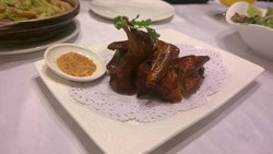 脆皮乳鸽