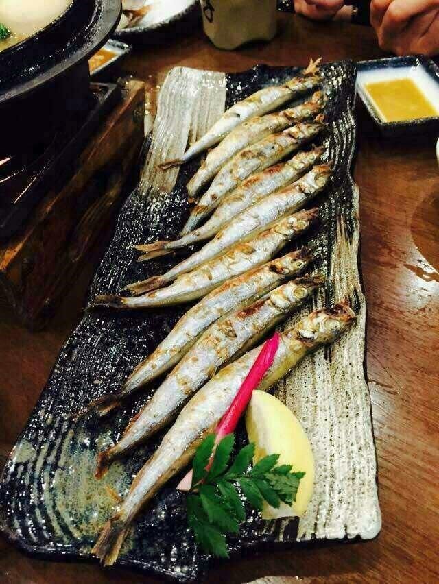 烤秋刀鱼