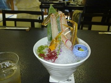 松叶蟹刺壱蔵身