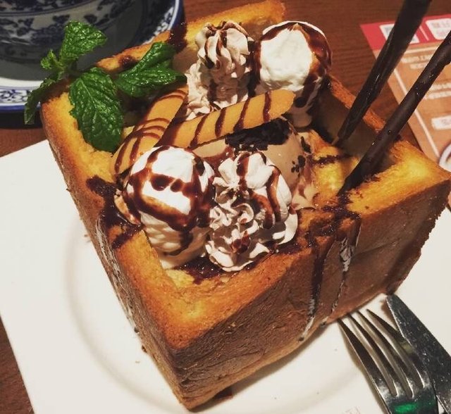 缤纷厚多士